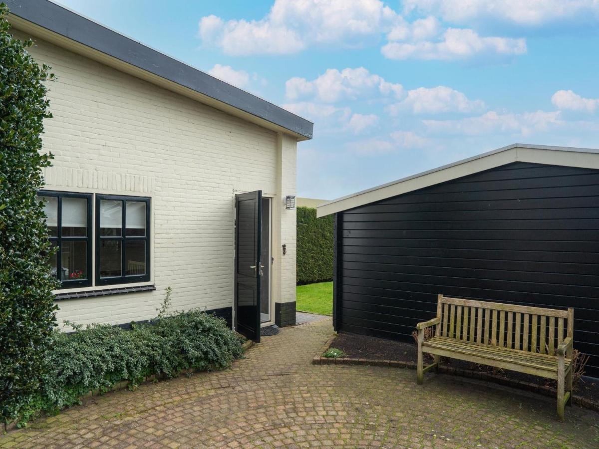 Quaint Summer Holiday Home In Egmond Binnen Bagian luar foto