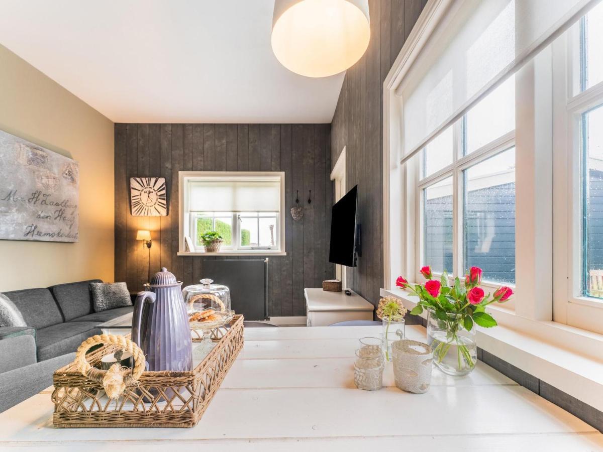 Quaint Summer Holiday Home In Egmond Binnen Bagian luar foto