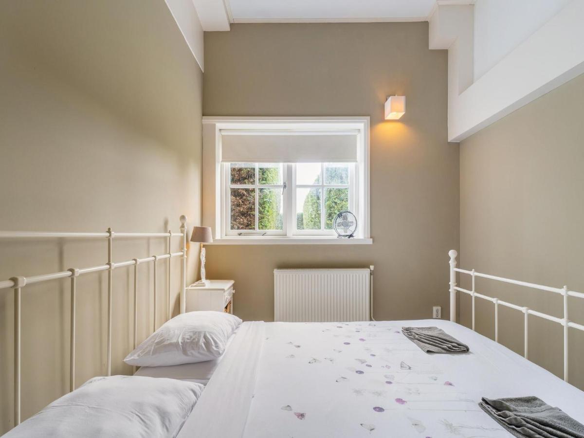 Quaint Summer Holiday Home In Egmond Binnen Bagian luar foto