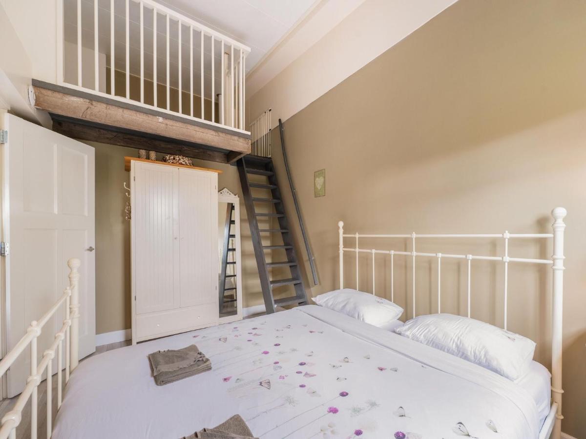 Quaint Summer Holiday Home In Egmond Binnen Bagian luar foto